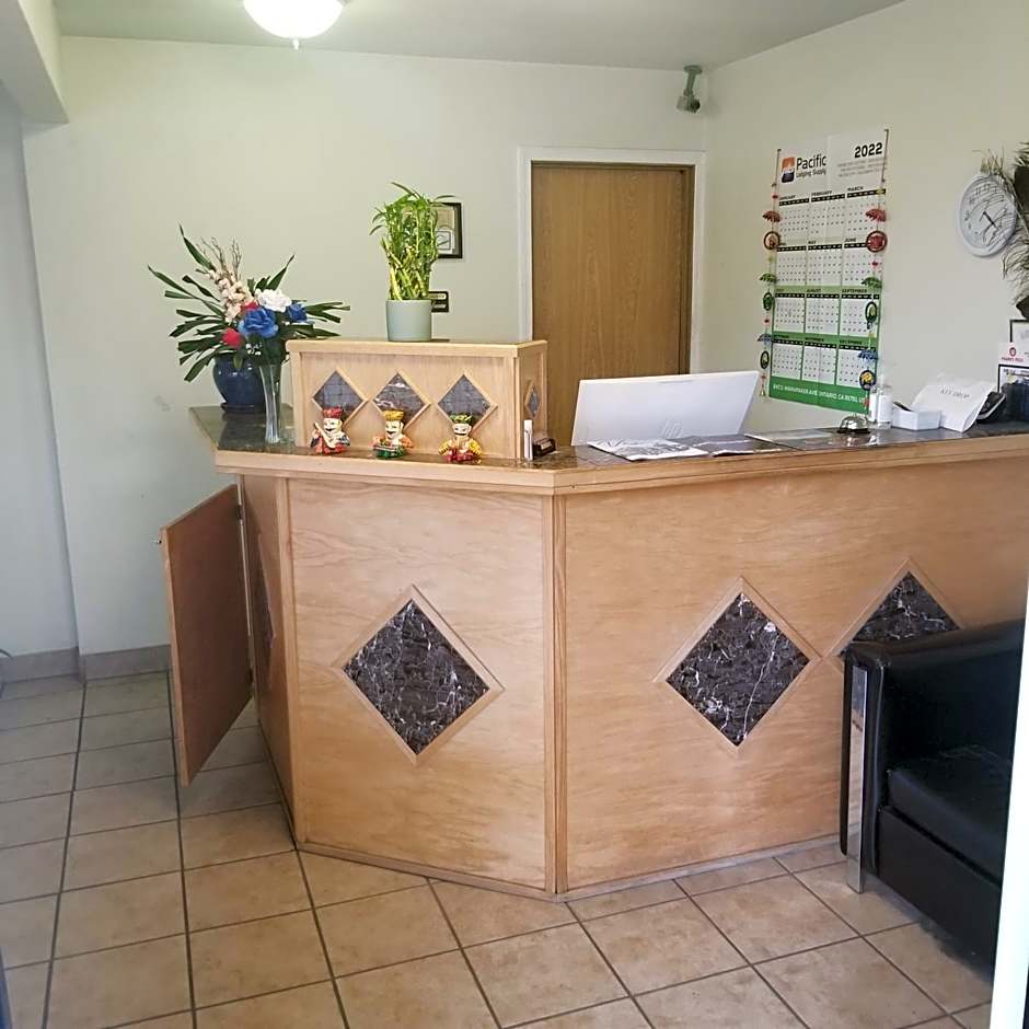 Budget 8 Motel
