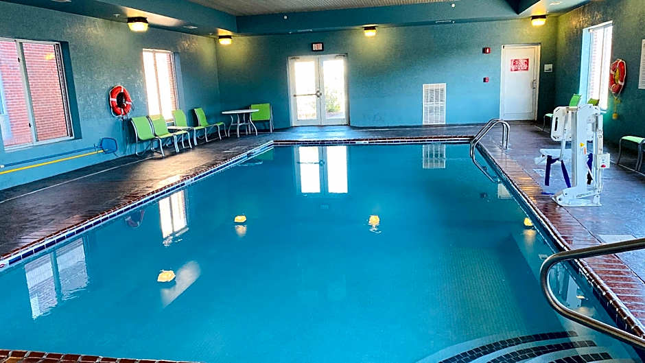 Holiday Inn Express Hotel & Suites Louisville South-Hillview By IHG