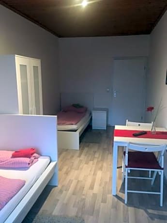 Standard Twin Room with Shared Bathroom