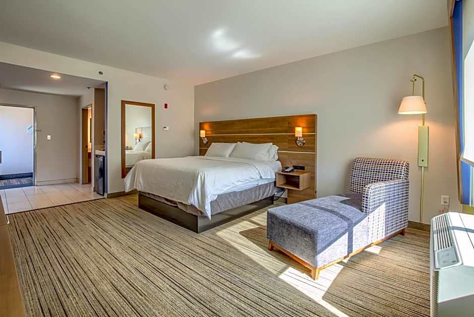 Holiday Inn Express Hotel & Suites Gulf Shores By IHG