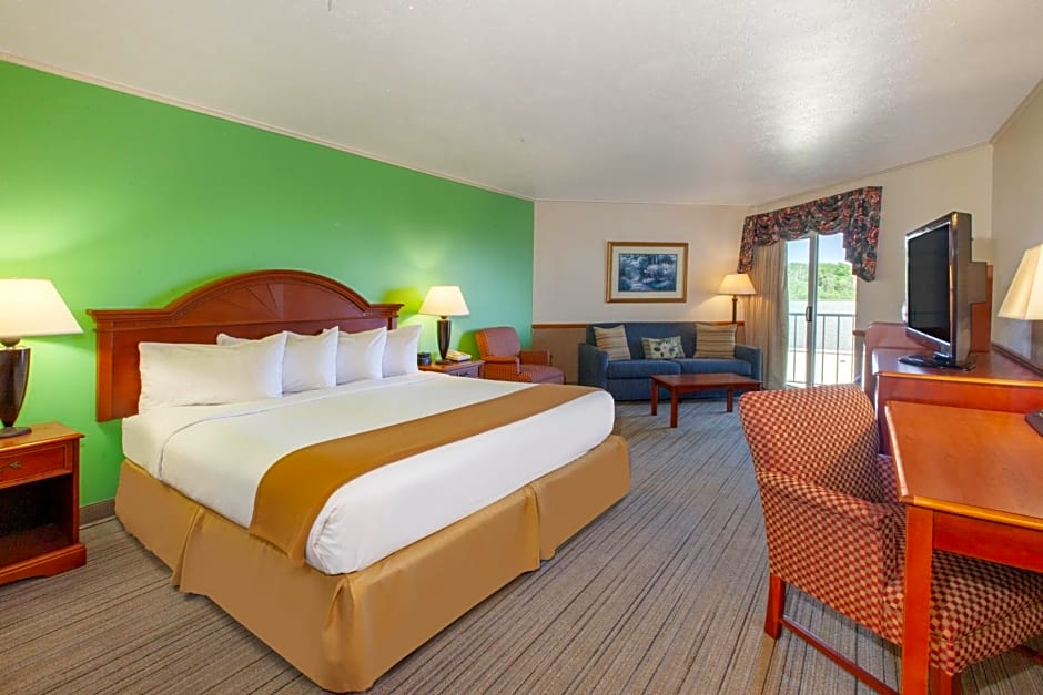 Apple Tree Inn; SureStay Collection by Best Western