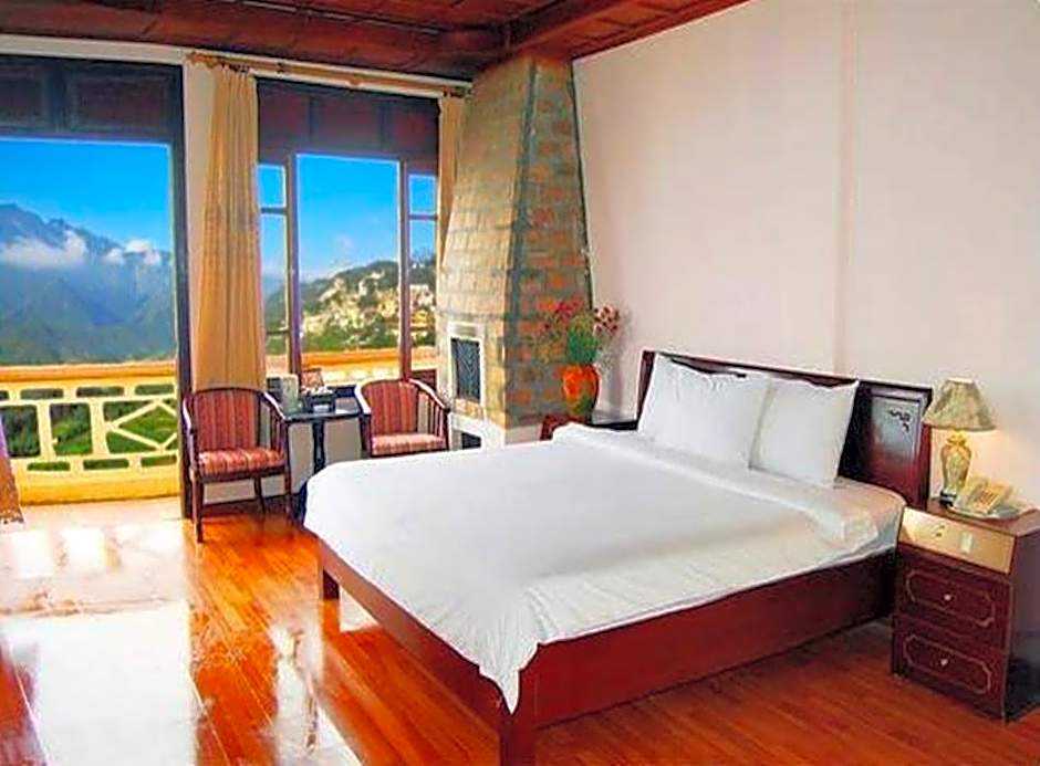Sapa Mountain Queen House