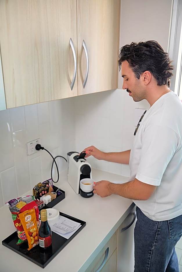 Jephson Hotel & Apartments