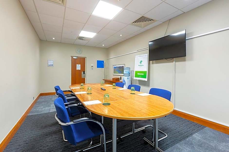 Holiday Inn Cardiff City By IHG