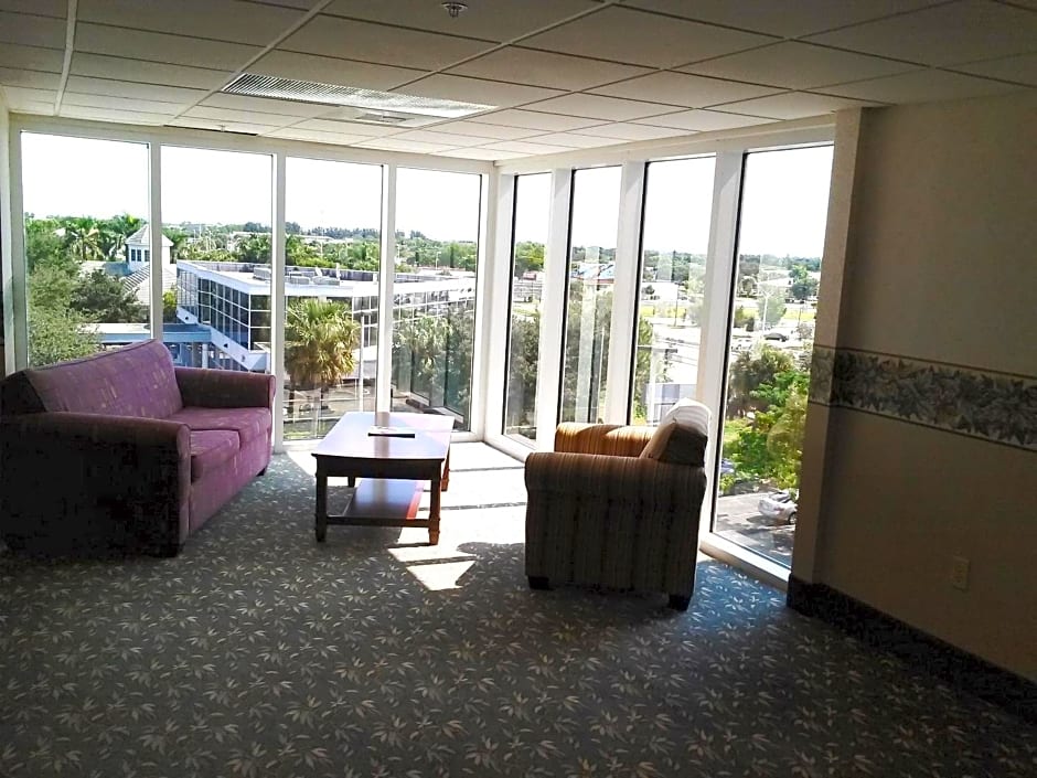 Allure Suites of Fort Myers