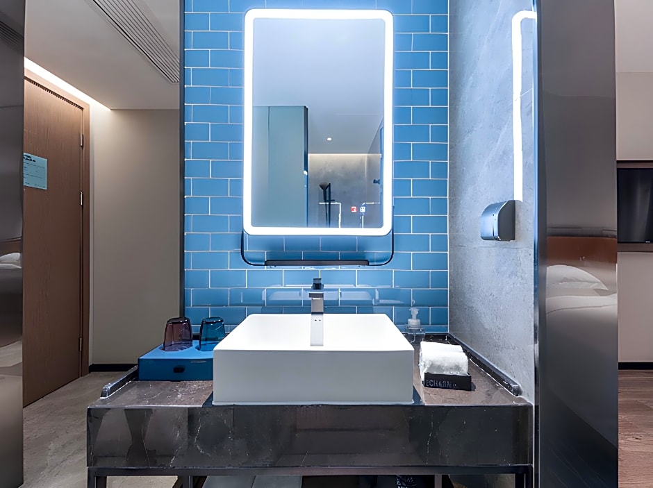 Echarm Hotel Yangzhou Yizheng Bus Station Baoneng Plaza