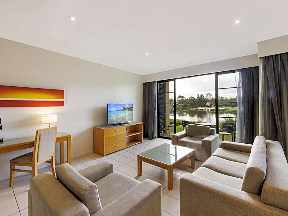 Mercure Kooindah Waters