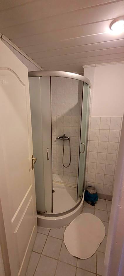 Dworek Pokoje Gościnne