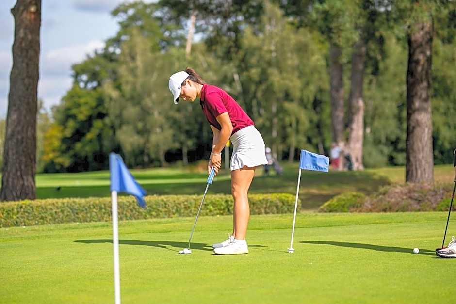 Foxhills Club & Resort