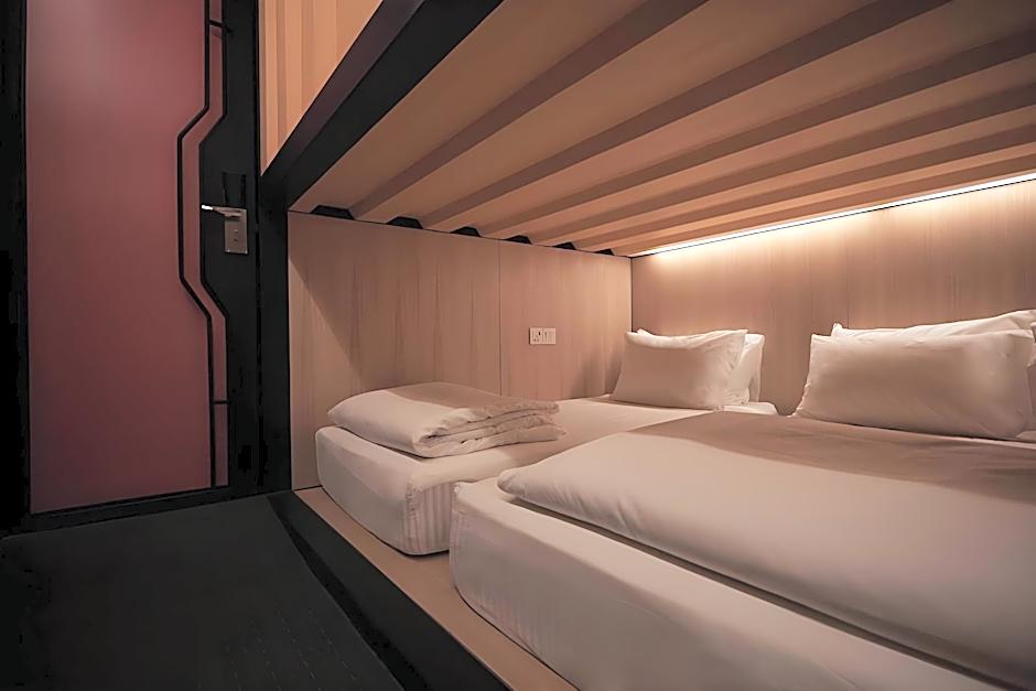 CapsuleTransit Landside, Airport Hotel - Public Area - Gateway KLIA T2, Lvl 1