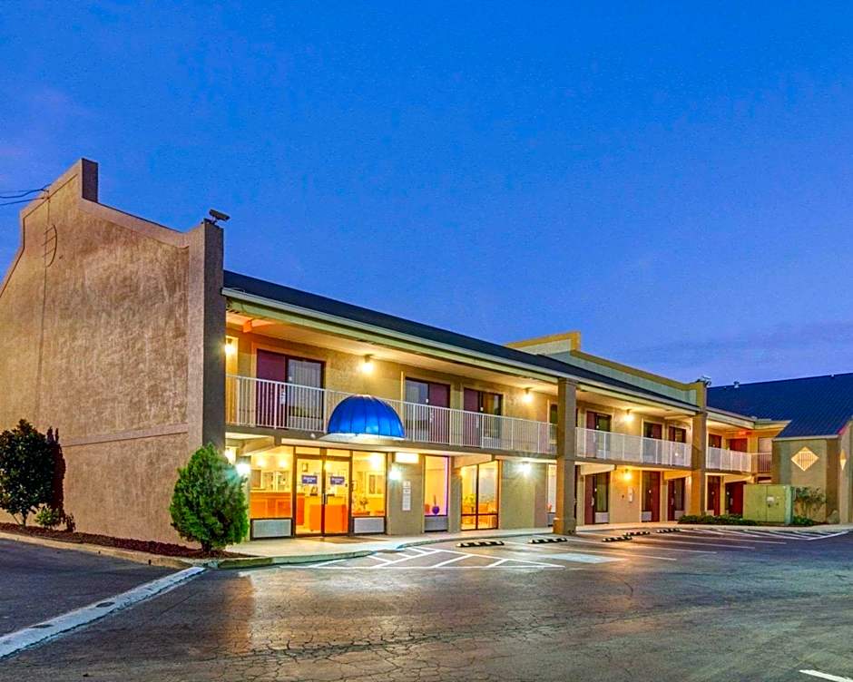Rodeway Inn