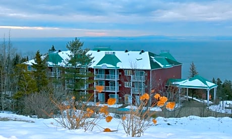 Les Pavillons du Petit Manoir du Casino