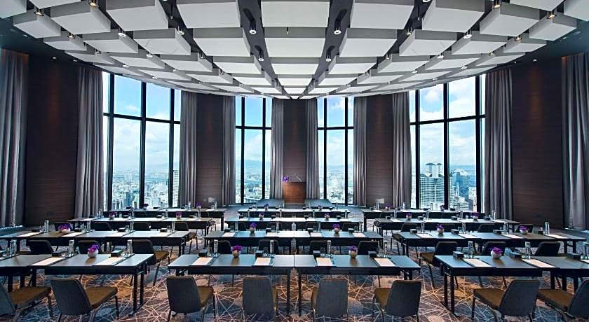 Conrad By Hilton Osaka