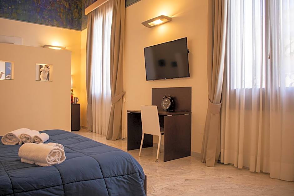 Apollo Suites