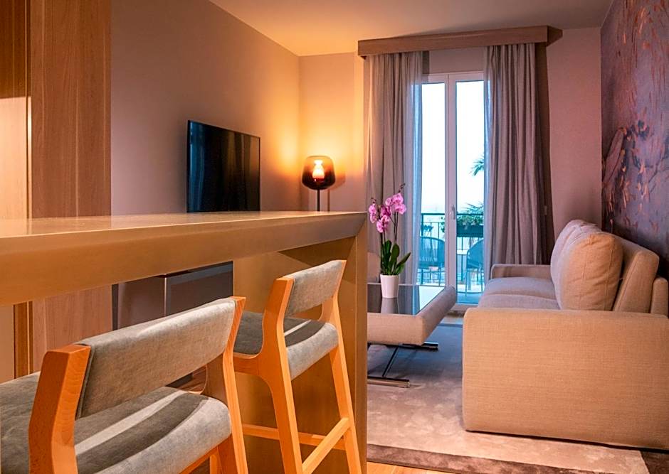 Miramare Suites