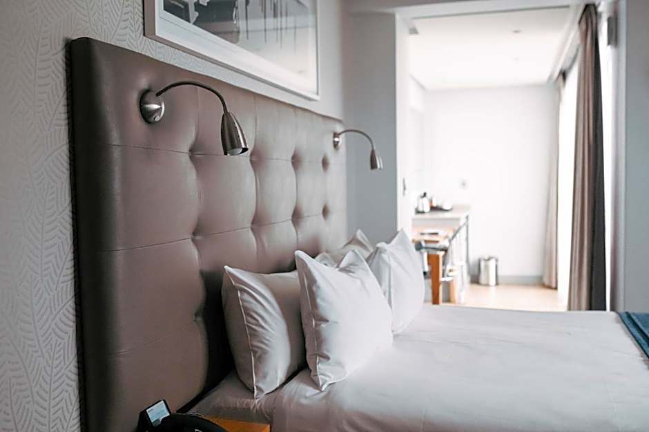 Krystal Beach Hotel Pty Ltd