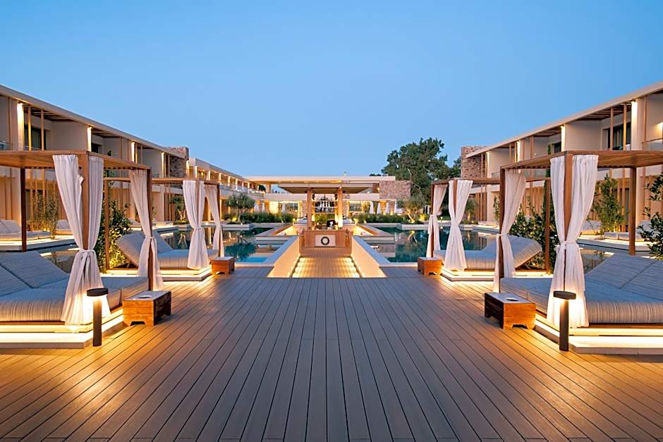 Royal Pearl Island Chios Hotel and Spa