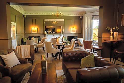 Eslington Manor
