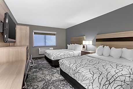 Queen Room with Two Queen Beds - Disability Access