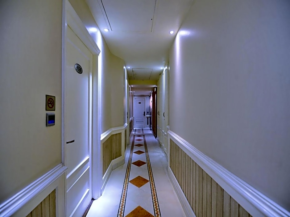 Hotel Bright