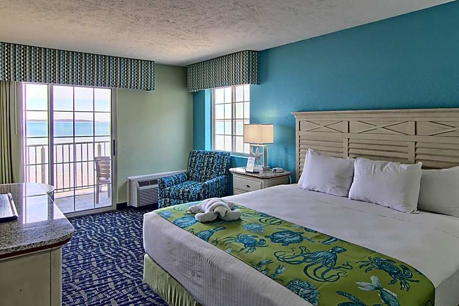 Photo 1 of 8 of Family Suite, Beach View, Upper Level