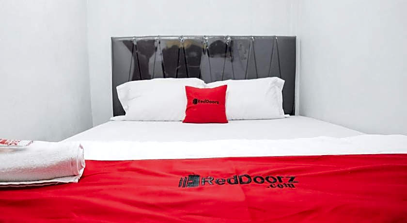 RedDoorz near Jalan Perintis Kemerdekaan Lampung