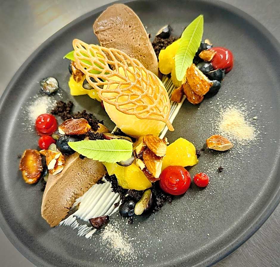 Logis Hotel QUARTIER 5, Sächsische Schweiz, mit Restaurant, Café & Bar