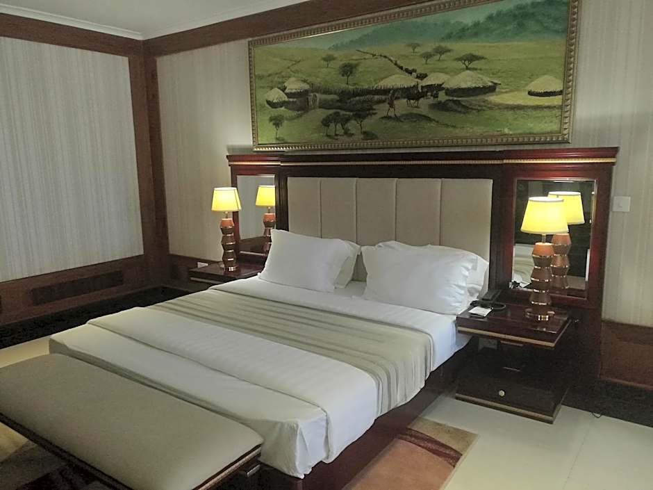Peacock Hotel