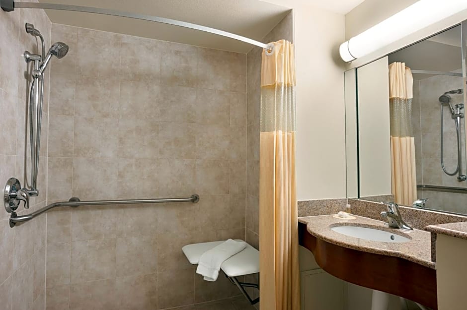 Econo Lodge Woodbridge