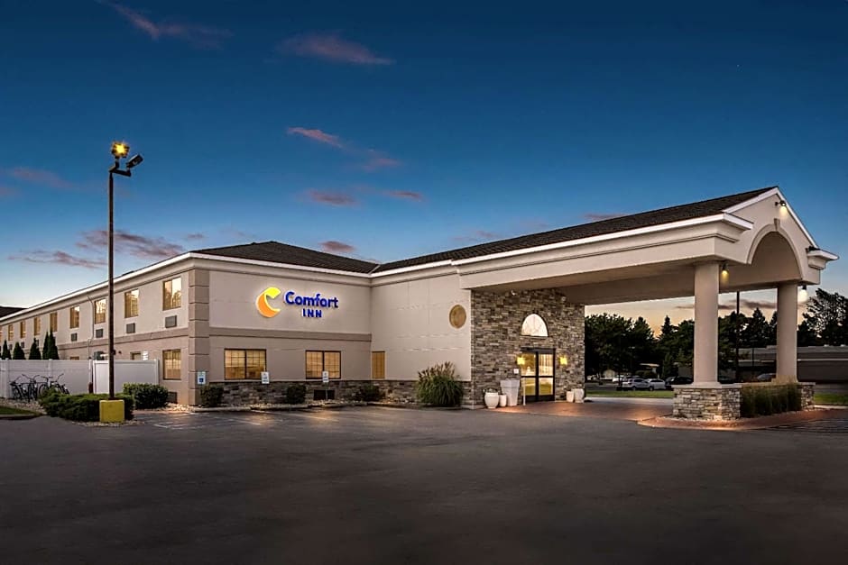 Comfort Inn Ludington near US-10