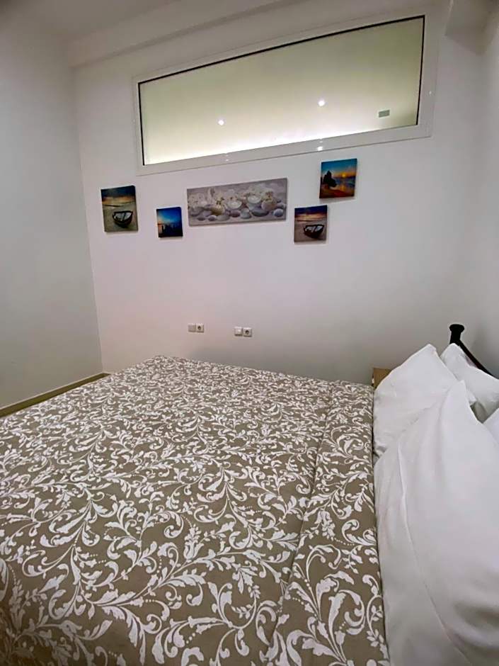 Sisifou Hostel
