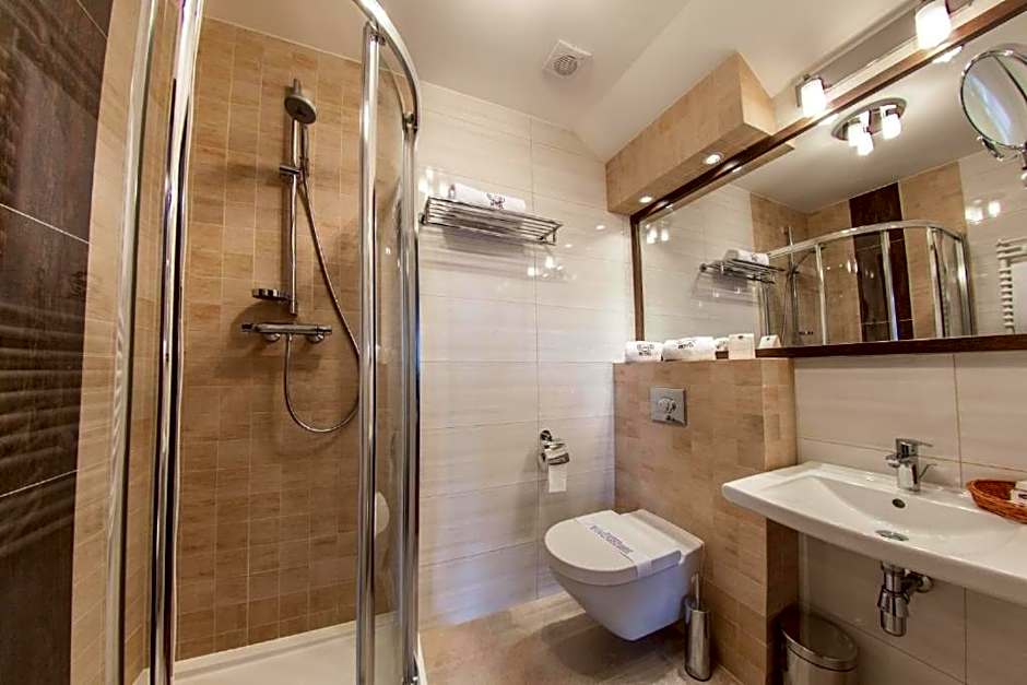 Hotel Skarbek