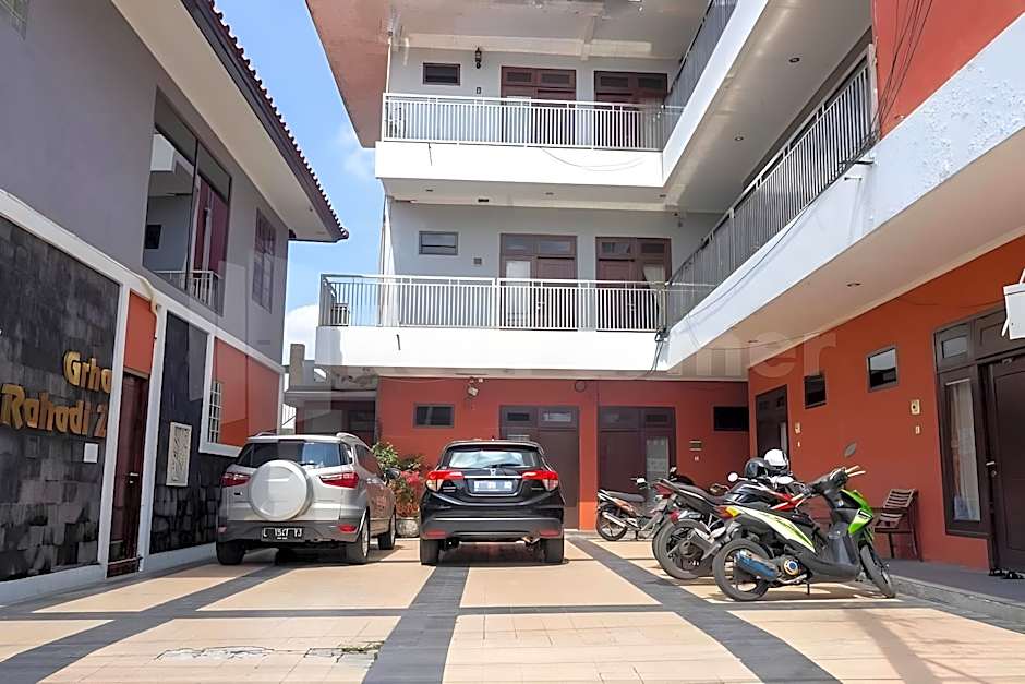 Grha Rahadi 2 Wiyung RedPartner