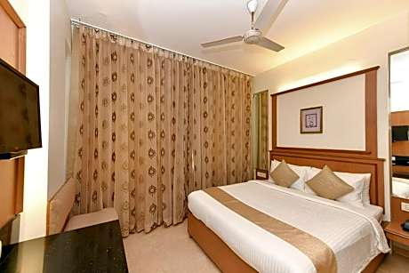 Standard Double Room with Air Conditioning with 15% Discount on F&B and 10% Discount on Spa, Complimentary Early Check in or Late Check Out by 2 Hrs