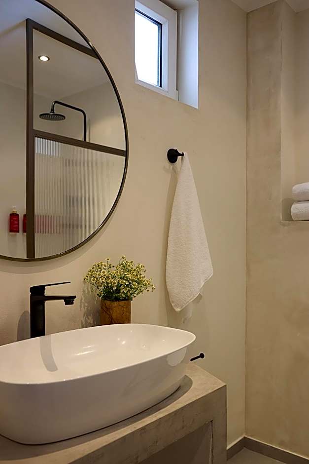 Golden Milos Beach Ηouse by Domotel