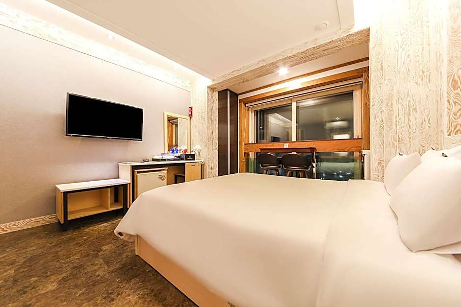 Hotel TopsVille (Korea Quality)