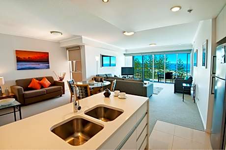 One-Bedroom Apartment with Beach View