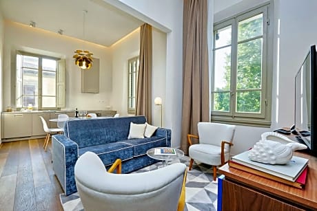 M7 Contemporary Apartments - My Extra Home
