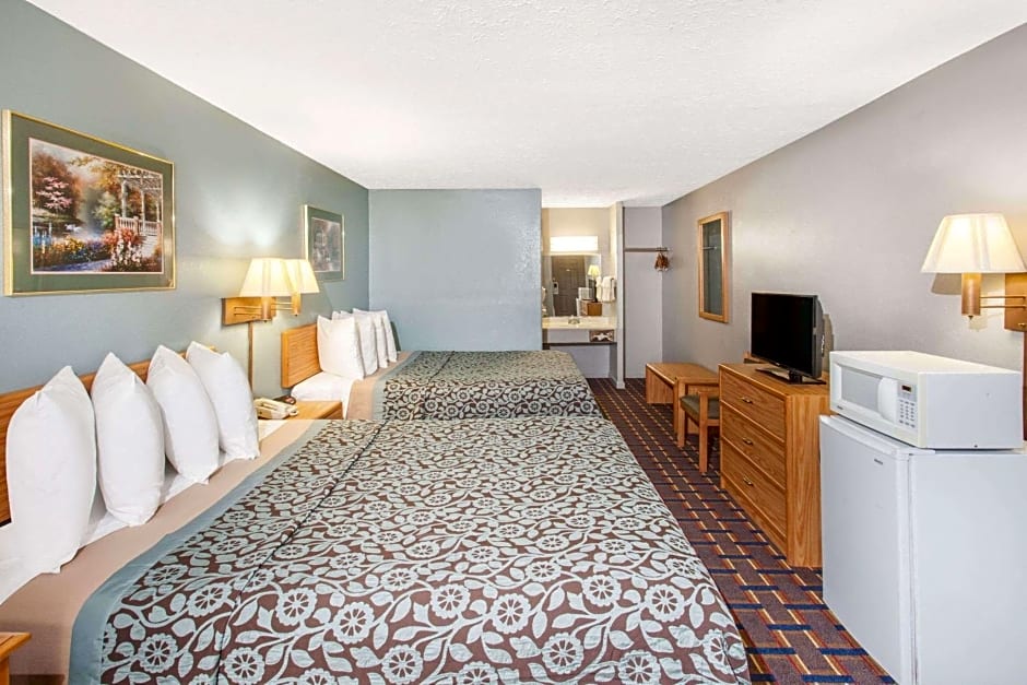 Days Inn by Wyndham Farmer City