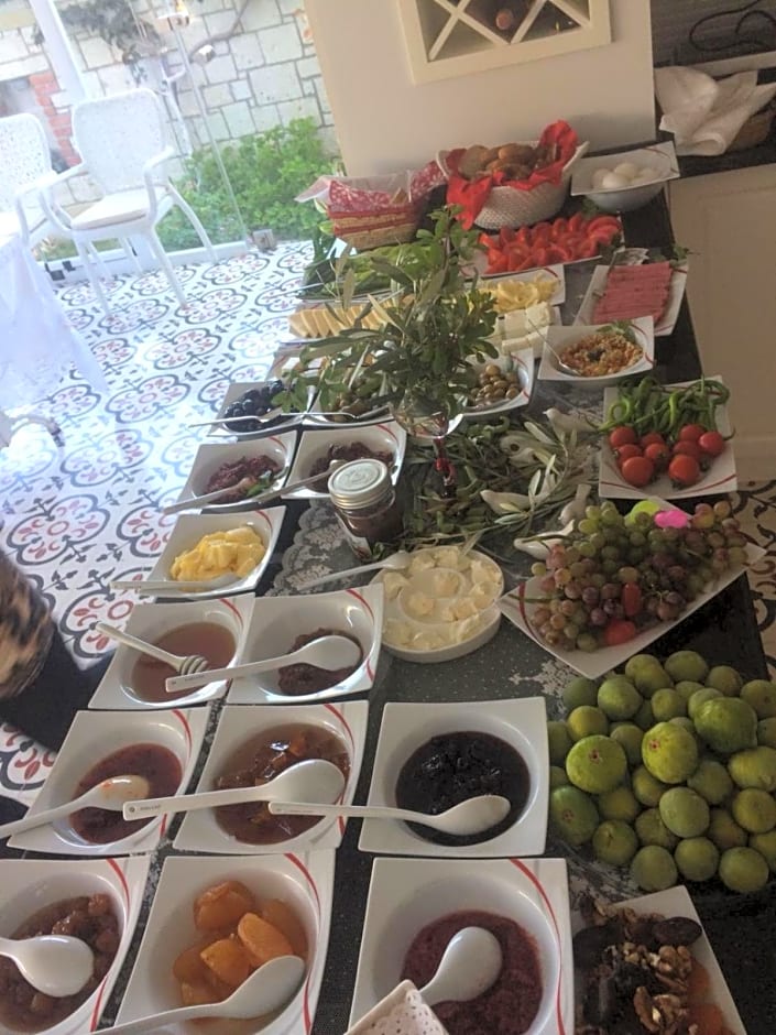 Lara Ilica Hotel