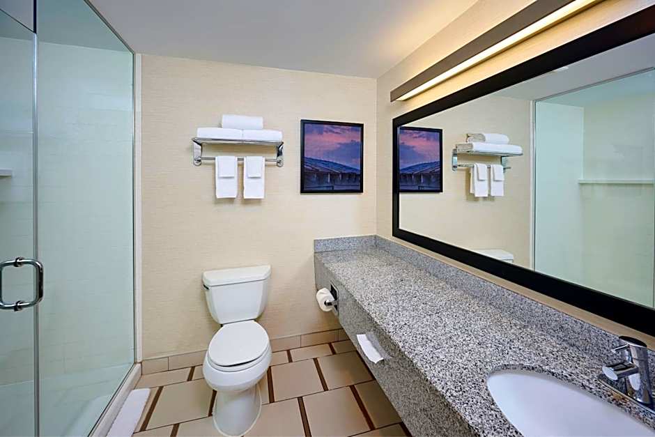 Fairfield Inn & Suites by Marriott Ottawa Kanata