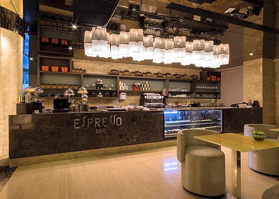 Centara Grand Phratamnak Pattaya