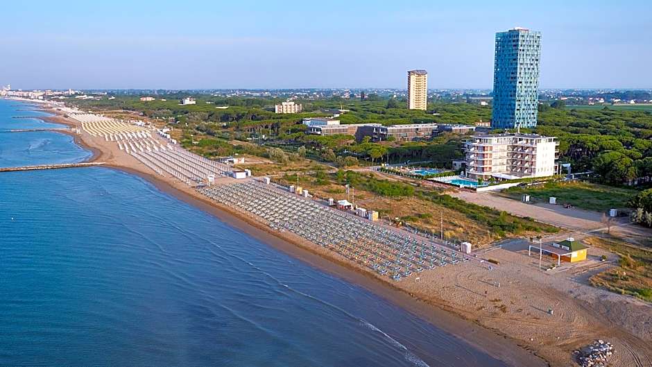 Jesolopalace Hotel & Aparthotel