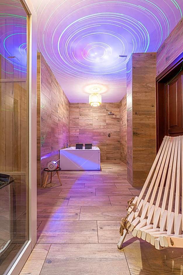 Folkowy Dworek SPA & Fun