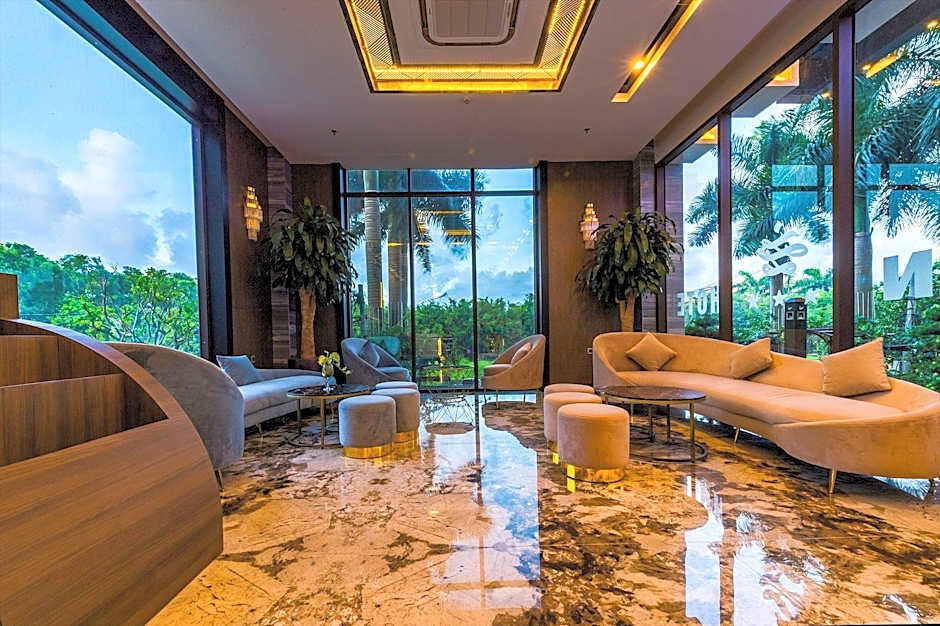 Zen Riverside Hotel n Residences