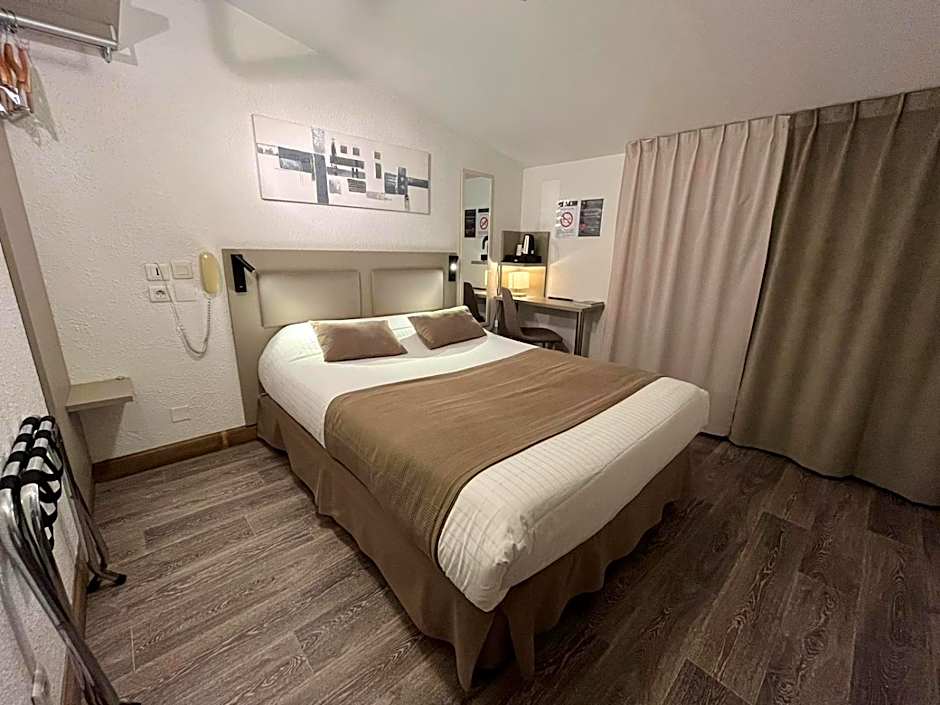 Cit'Hotel Le Cheval Blanc, Cognac Centre