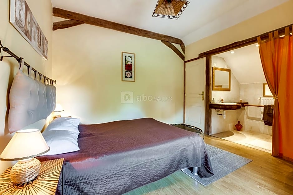 La Ferme de l'isle et sa Roulotte