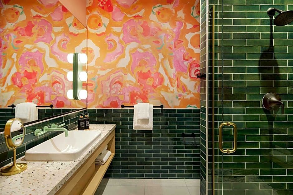 The Carlton Hotel, Atascadero – Paso Robles, a Tribute Portfolio Hotel