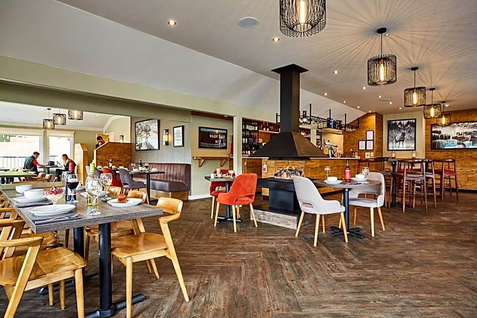 LOCH TAY HIGHLAND LODGES and GLAMPING PARK