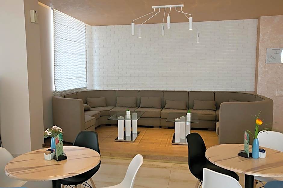 Royal Grand Hotel and Spa - All Inclusive and Free beach accsess